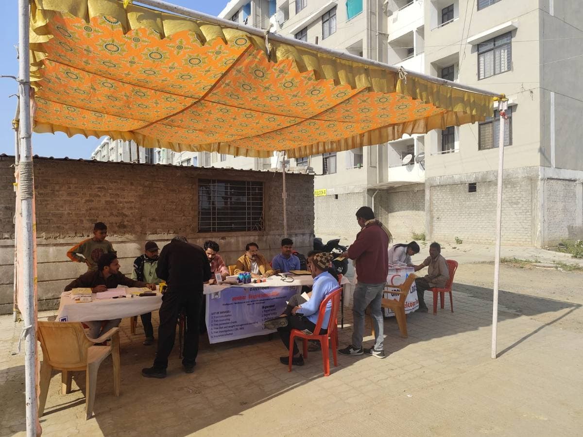 Davalogy community health camp, Bhopal